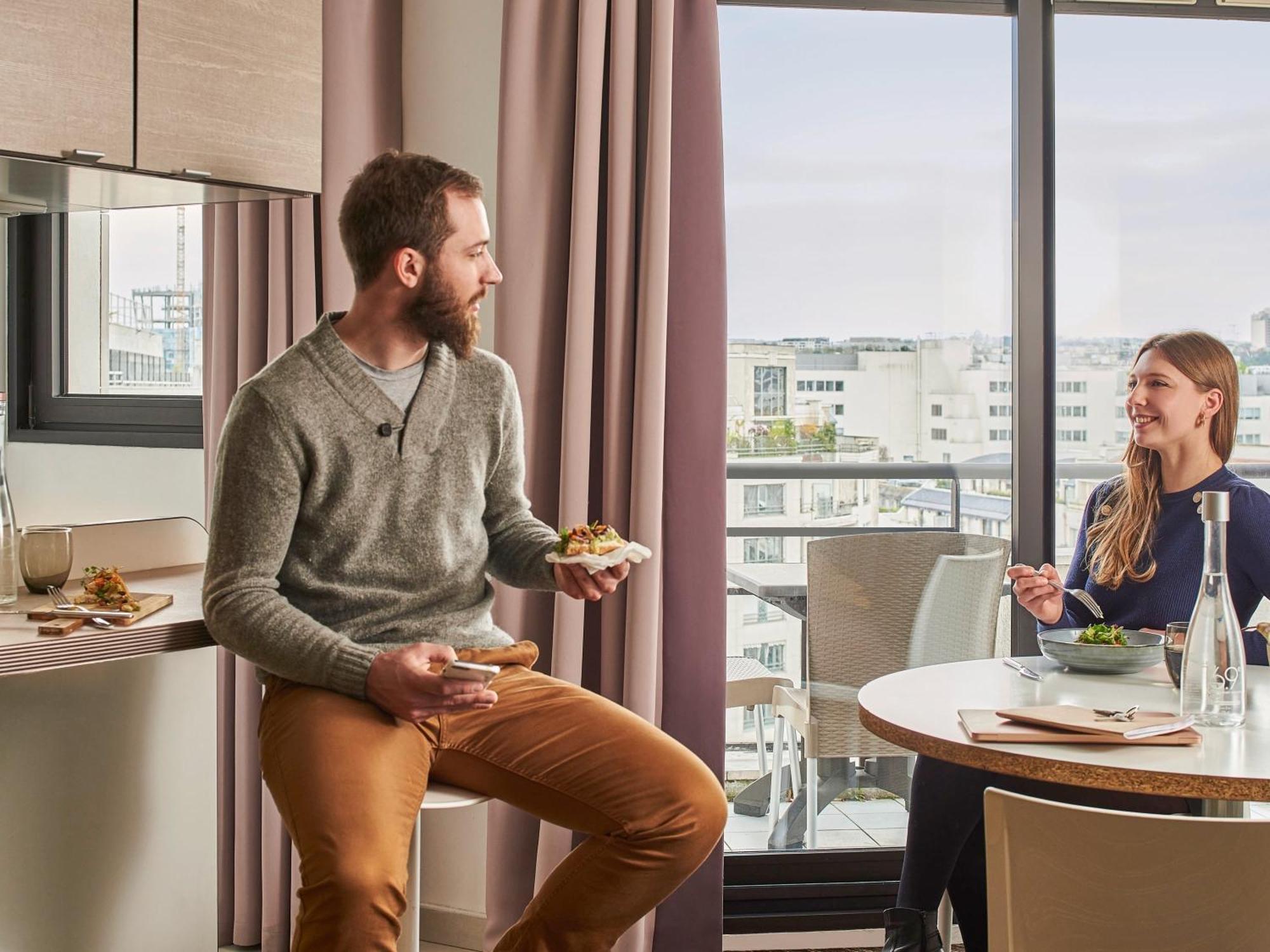 Mercure Paris 3*