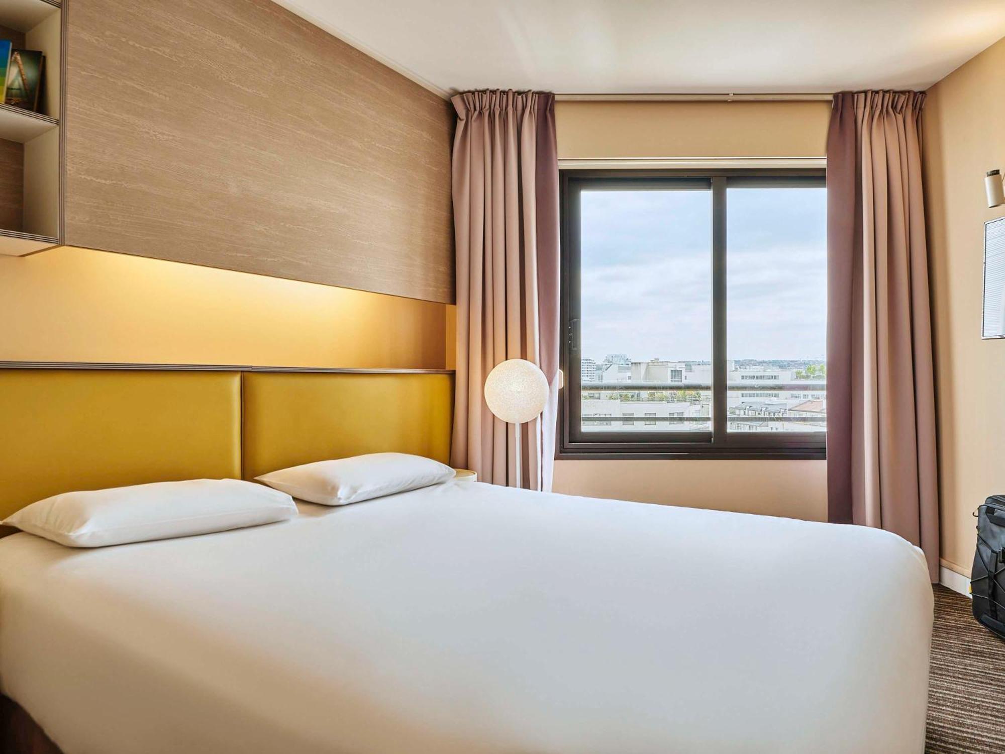 Mercure Paris