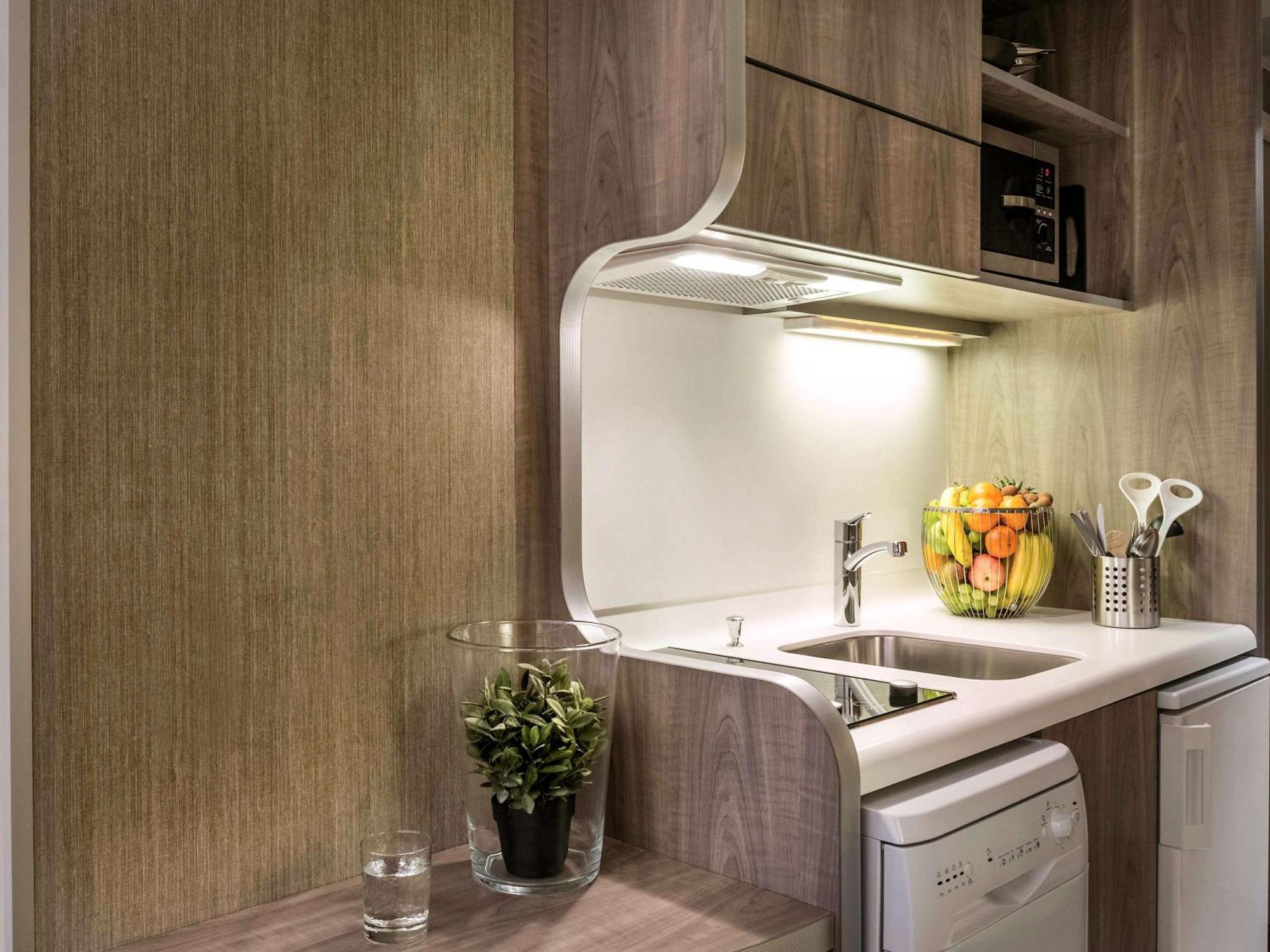 Mercure Paris 3*