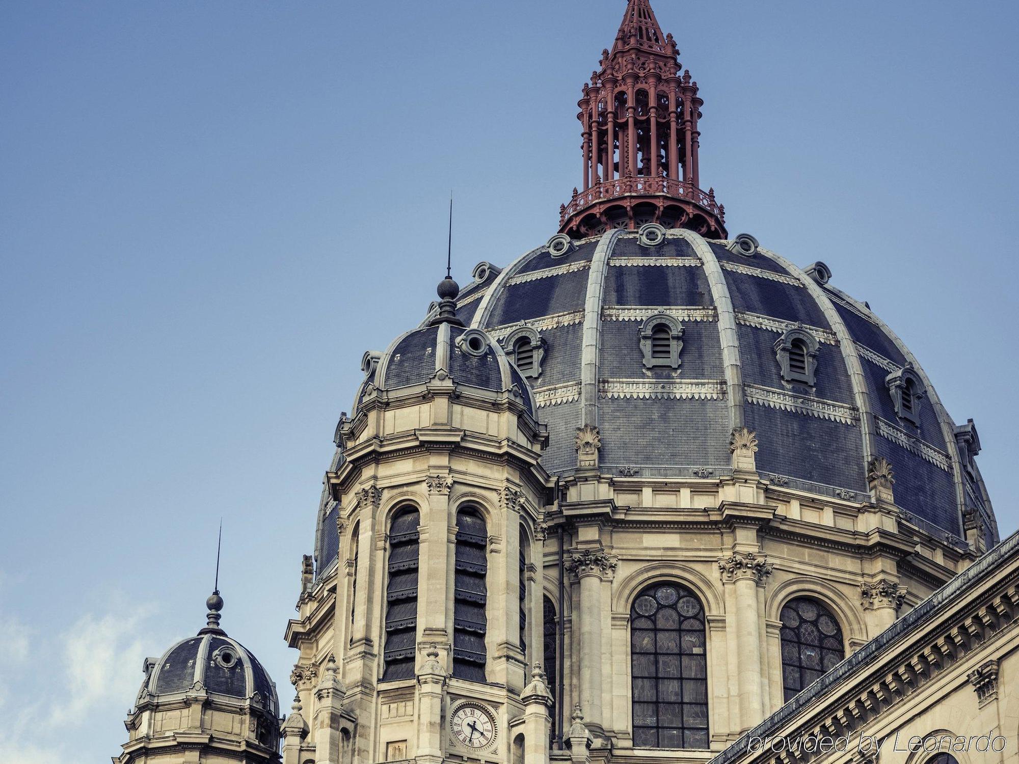 Mercure Paris 3*